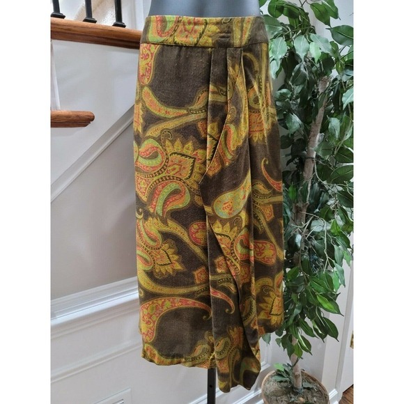Sara Isabella Women's Multicolor Floral Acrylic Blend Knee Length Skirt Size 12 - Picture 9 of 10
